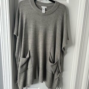 Gray poncho sweater-oversized fit